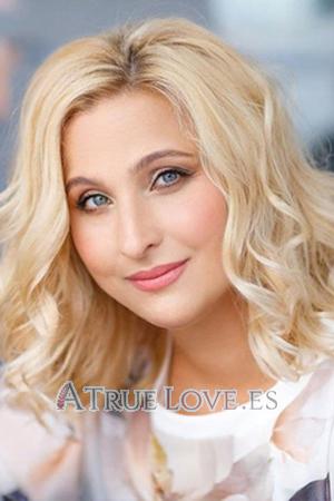 147040 - Julia Edad: 50 - Ucrania