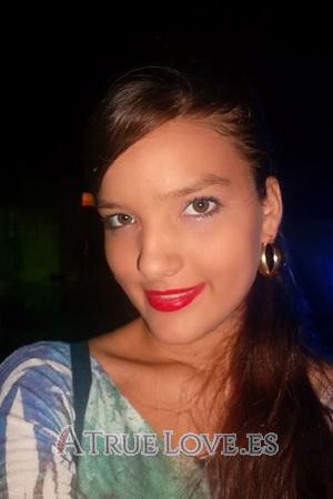 150458 - Diana Edad: 27 - Colombia