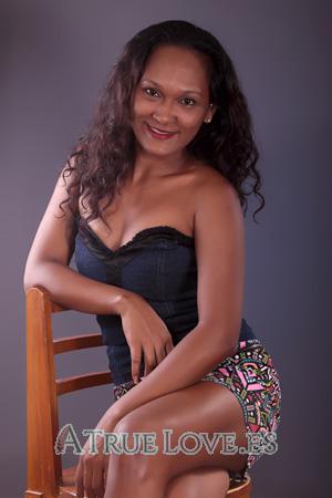 159634 - Stephanie Edad: 39 - Filipinas