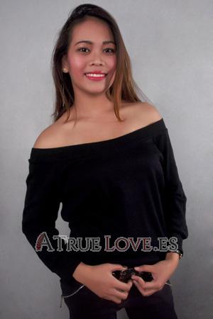 159932 - Maria Theresa Edad: 27 - Filipinas
