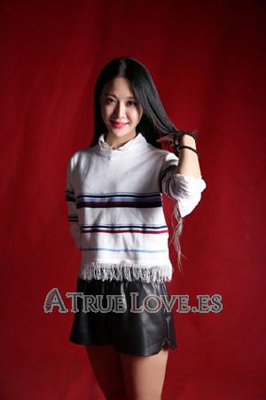 162851 - Yue Edad: 29 - China