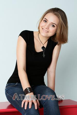 163053 - Ekaterina Edad: 32 - Ucrania