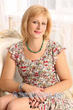 163206 - Irina Edad: 56 - Ucrania
