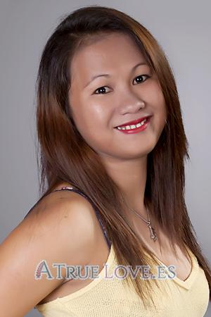 163274 - Jenny Edad: 29 - Filipinas