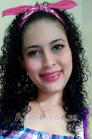 166208 - Hilda Edad: 37 - Costa Rica