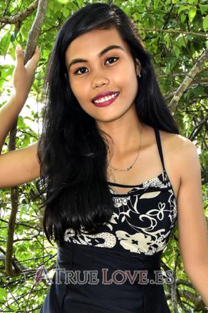 170414 - Rosemarie Edad: 24 - Filipinas