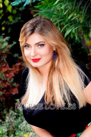 172066 - Ekaterina Edad: 29 - Ucrania