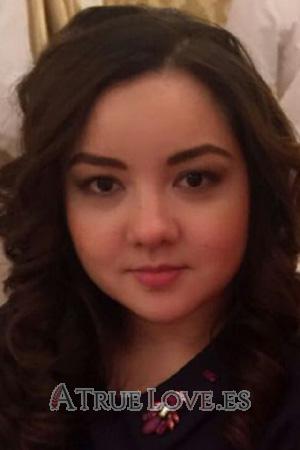 Kazajstán women