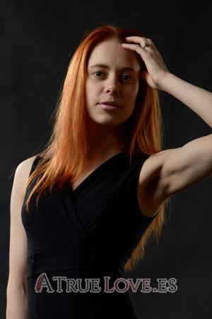 172429 - Elena Edad: 32 - Rusia