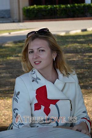 172747 - Alina Edad: 35 - Rusia