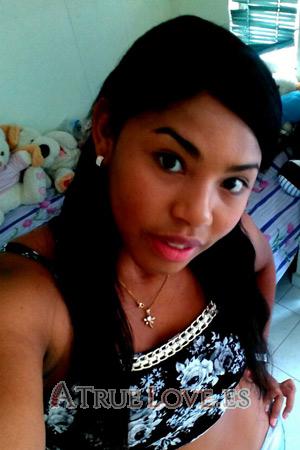 176245 - Katherine Edad: 30 - Colombia