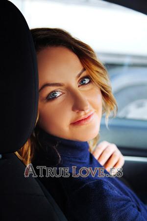 176331 - Yana Edad: 35 - Ucrania