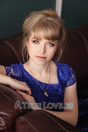 176507 - Elena Edad: 30 - Rusia