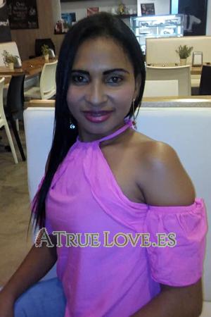 177113 - Diana Edad: 33 - Colombia