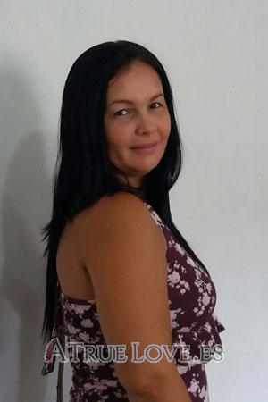 179795 - Minelva Edad: 44 - Colombia