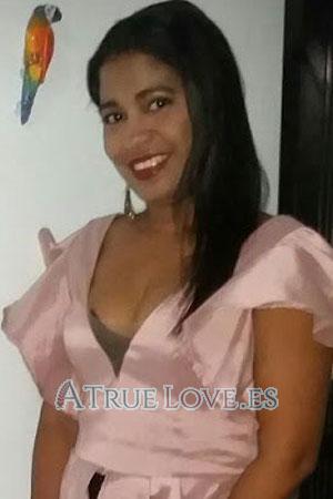 180635 - Yadira Edad: 44 - Colombia