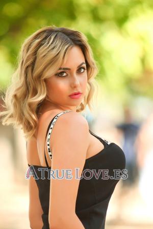 182298 - Ekaterina Edad: 26 - Ucrania