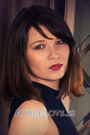 182355 - Aleksandra Edad: 37 - Rusia