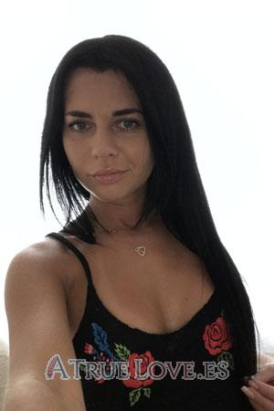 182837 - Veranika Edad: 32 - Rusia