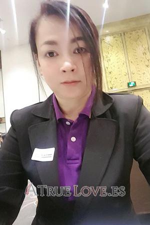 184203 - Rinna (Noi) Edad: 49 - Tailandia