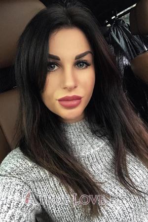184289 - Miroslava Edad: 36 - Ucrania