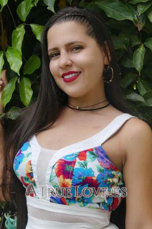 184689 - Juliana Edad: 27 - Colombia