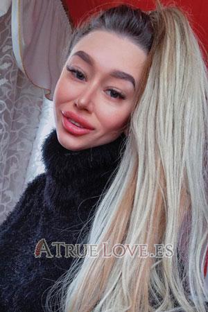 185820 - Alona Edad: 25 - Ucrania