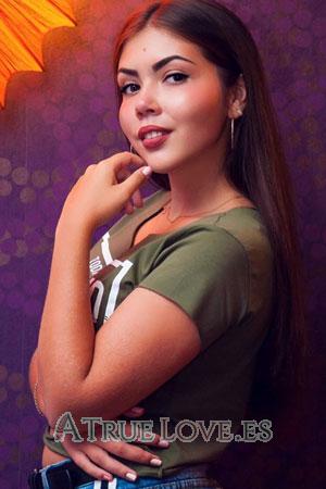 185915 - Julia Edad: 25 - Ucrania
