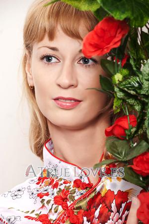 188578 - Alexandra Edad: 35 - Rusia