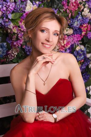 190556 - Elena Edad: 40 - Rusia