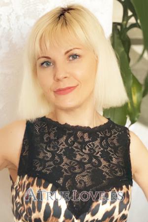 190583 - Kristina Edad: 38 - Rusia
