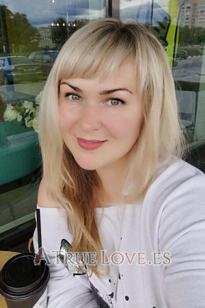 191113 - Irina Edad: 42 - Rusia