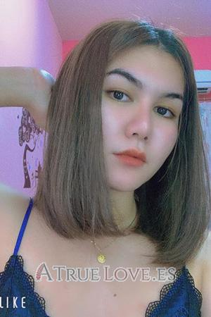 194543 - Chanida Edad: 25 - Tailandia