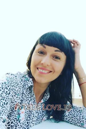 196039 - Ksenia Edad: 47 - Ucrania