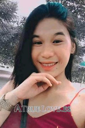 197568 - Nicole Edad: 22 - Filipinas