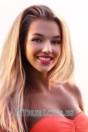 203270 - Kseniya Edad: 28 - Rusia