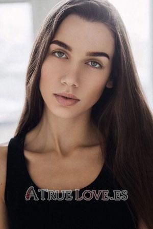 203323 - Anastasia Edad: 27 - Bielorrusia
