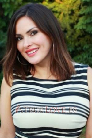 203997 - Olesya Edad: 47 - Ucrania