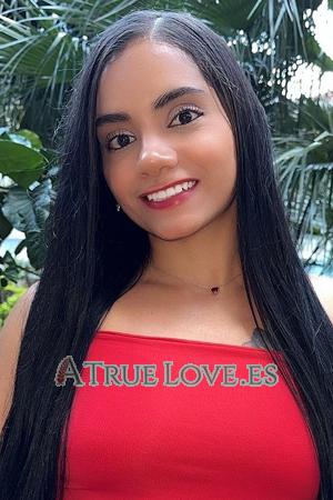 204580 - Claudia Edad: 32 - Colombia