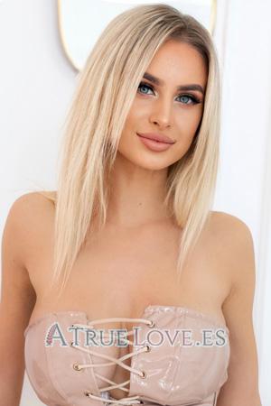 205063 - Yana Edad: 28 - Ucrania