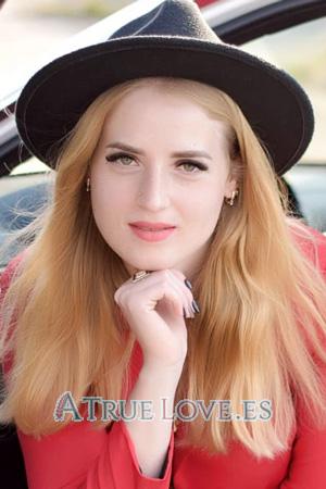 205337 - Oksana Edad: 26 - Ucrania