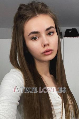 205812 - Liya Edad: 24 - Bielorrusia