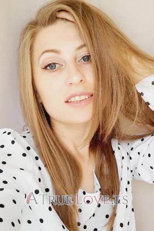 206205 - Julia Edad: 35 - Rusia