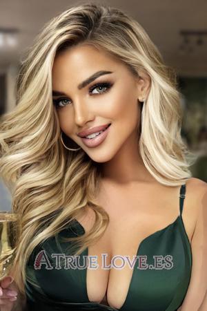 206432 - Ekaterina Edad: 33 - Rusia