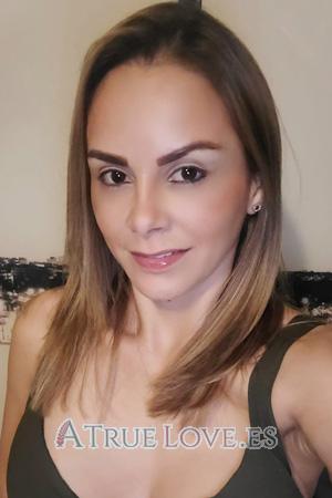 206829 - Diana Edad: 42 - USA
