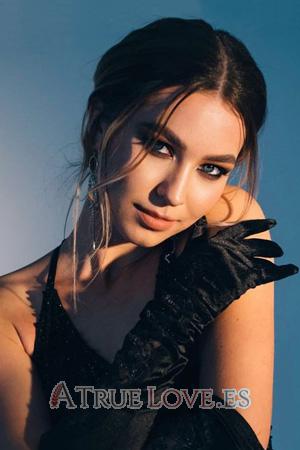 207468 - Tatiana Edad: 23 - Rusia