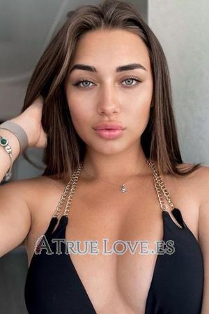 208117 - Karina Edad: 21 - Ucrania