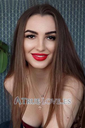 208140 - Irina Edad: 25 - Ucrania