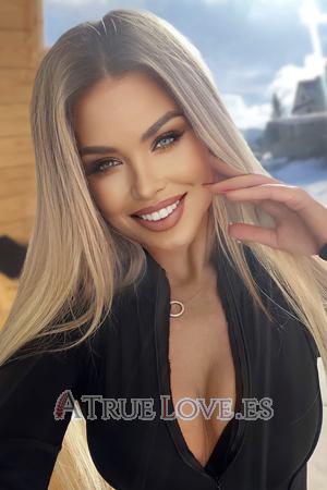 208545 - Yulia Edad: 25 - Moldavia