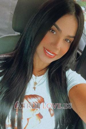 208590 - Yarly Edad: 29 - Colombia